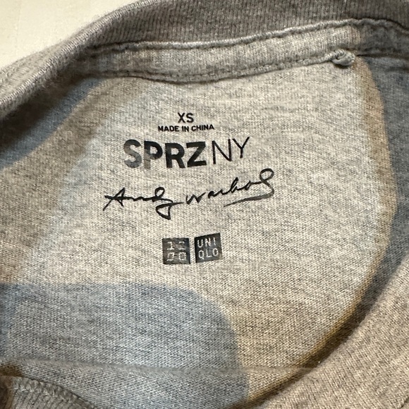 [UNISEX] UNIQLO x Andy Warhol Grey Graphic T-Shirt XS | Fragile Pocket Print Tee - Picture 6 of 10